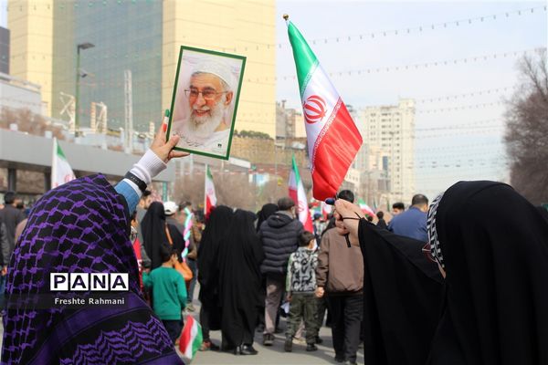 راهپیمایی ۲۲ بهمن در مشهد
