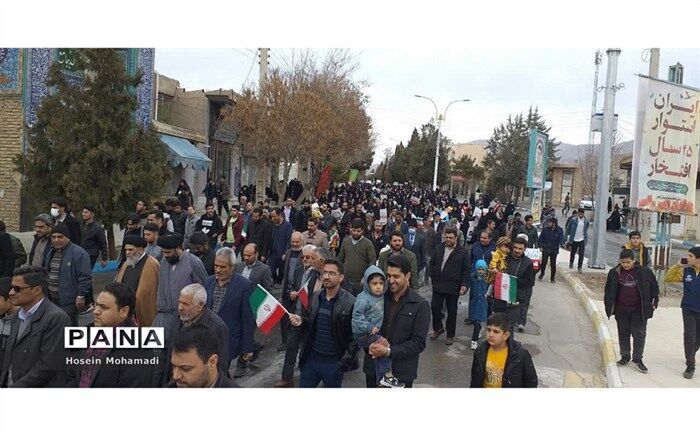 حضور مردم ولایتمدار کوهبنان در راهپیمایی 22 بهمن/فیلم