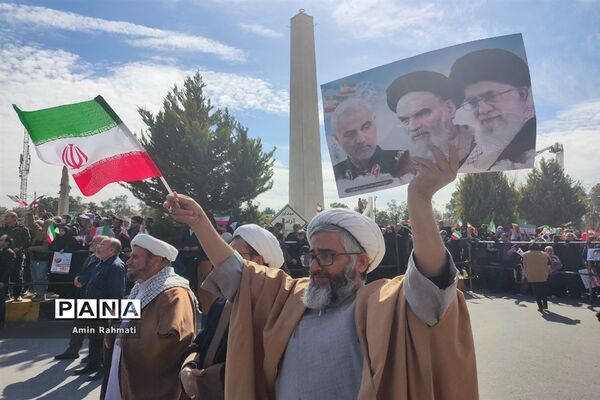 راهپیمایی 22 بهمن در شیراز