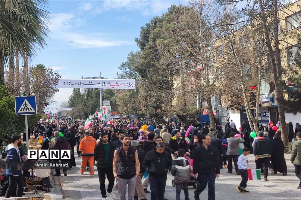 راهپیمایی 22 بهمن در شیراز