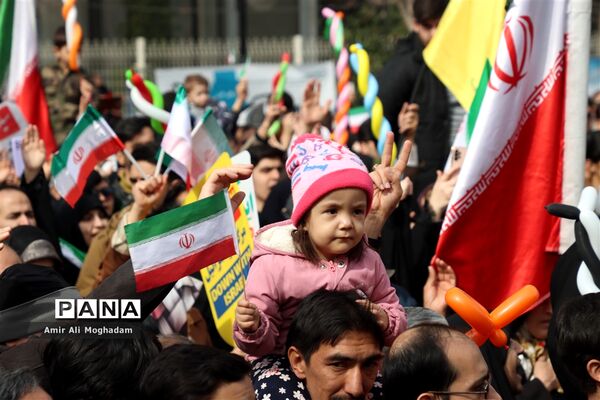 راهپیمایی 22 بهمن در مشهد