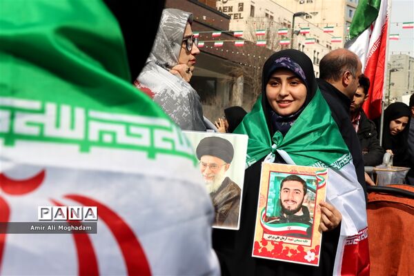 راهپیمایی 22 بهمن در مشهد