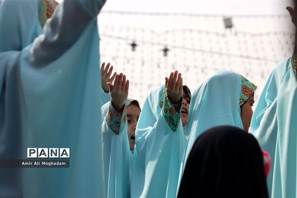 راهپیمایی 22 بهمن در مشهد
