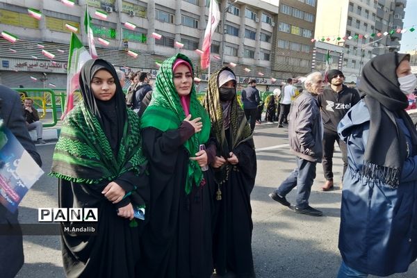 یوم الله ۲۲ بهمن، بیعت با رهبری