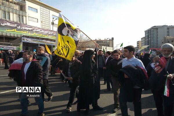 یوم الله ۲۲ بهمن، بیعت با رهبری