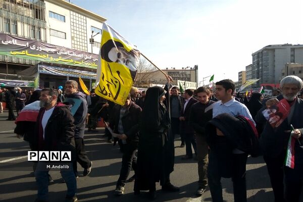 یوم الله ۲۲ بهمن، بیعت با رهبری