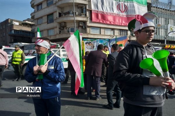 یوم الله ۲۲ بهمن، بیعت با رهبری