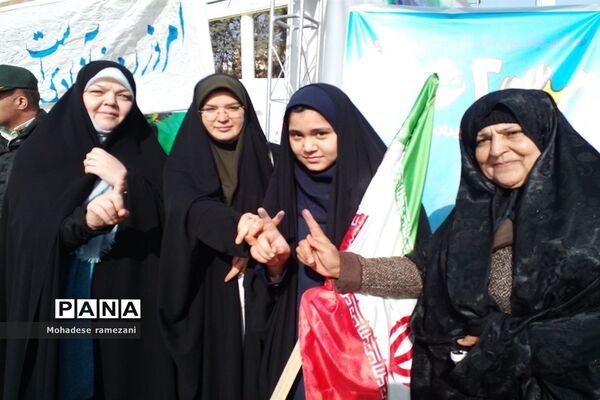 راهپیمایی ۲۲ بهمن در مشهد