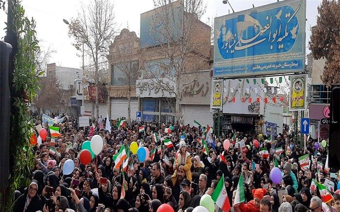 مردم با حضور حداکثری در راهپیمایی ۲۲ بهمن  نشان دادند که پای این نظام و انقلابشان هستند