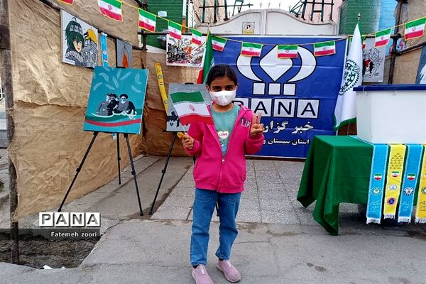 حضور دانش‌آموزان زاهدانی در راهپیمایی ۲۲ بهمن