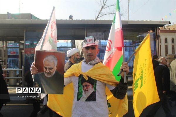 برپایی غرفه سازمان دانش‌آموزی شهر تهران
