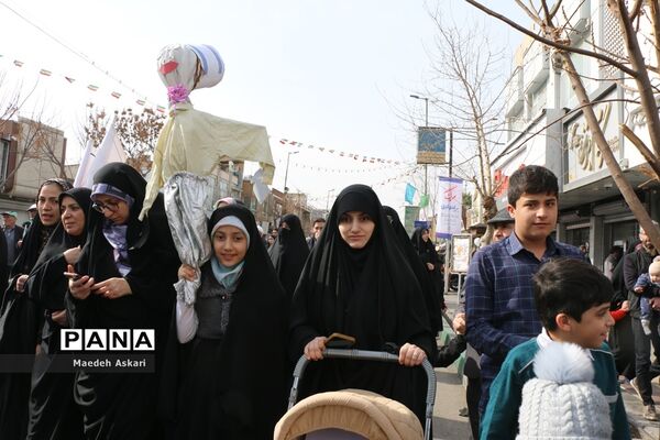 راهپیمایی یوم الله 22 بهمن در قم-1