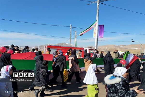 راهپیمایی  یوم الله ۲۲ بهمن در شهر لوجلی شهرستان شیروان