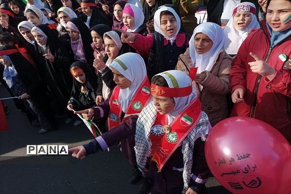 راهپیمایی یوم الله۲۲ بهمن در کرج