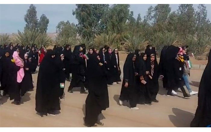 حضور پرشور مردم شهر فرخی خور و بیابانک  در راهپیمایی 22 بهمن/ فیلم