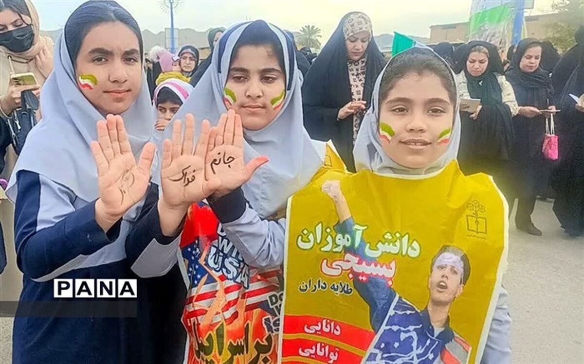 چهل و پنجمین بهار پیروزی انقلاب اسلامی در مهریز/ فیلم