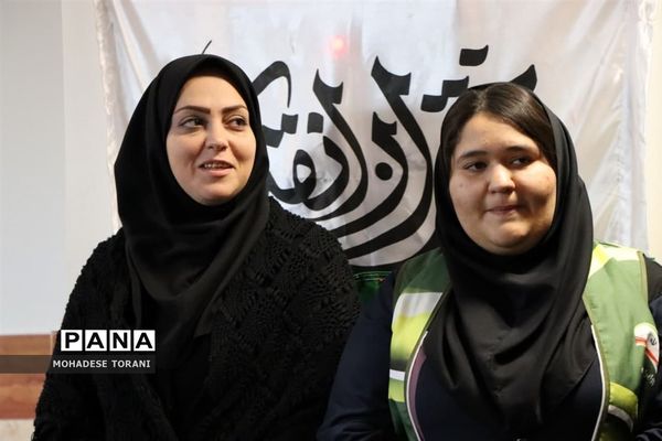 یادواره شهدای انقلاب اسلامی در آموزشگاه منصوره خلیلی ناحیه یک بهارستان