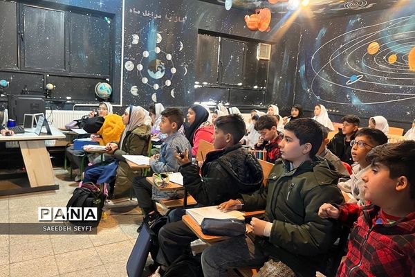 برگزاری کارگاه تصویرسازی یادواره شهدای هسته‌ای در پژوهش‌سرای کاوش کهریزک