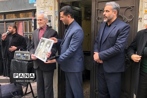 تجلیل از پدر شهیدان علی و محمد سلیمی در ناحیه دو شهرری