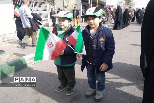 راهپیمایی یوم الله  22 بهمن در قم- 2