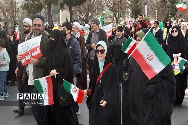 راهپیمایی یوم الله  22 بهمن در قم- 2