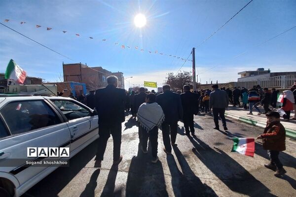 حضور گسترده مردم انقلابی شهر تیتکانلو در راهپیمایی ۲۲ بهمن ماه