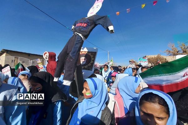 حضور گسترده مردم انقلابی شهر تیتکانلو در راهپیمایی ۲۲ بهمن ماه