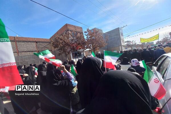 حضور گسترده مردم انقلابی شهر تیتکانلو در راهپیمایی ۲۲ بهمن ماه