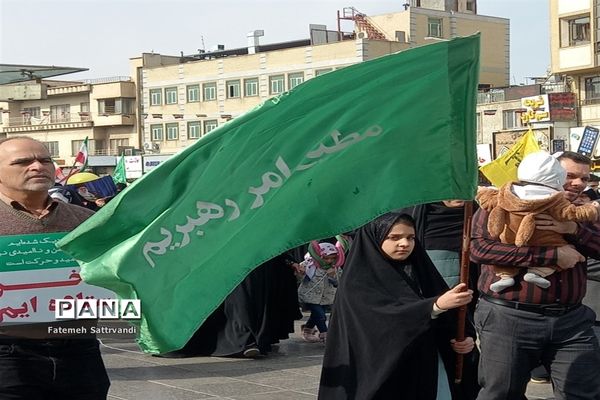 راهپیمایی یوم الله 22 بهمن در قم-3