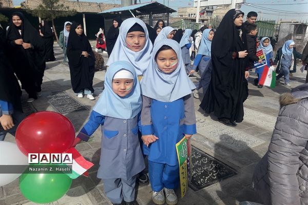 راهپیمایی یوم الله 22 بهمن در قم-3