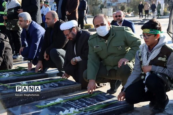 تجدیدمیثاق دانش‌آموزان شهرستان اسلامشهربا شهدا