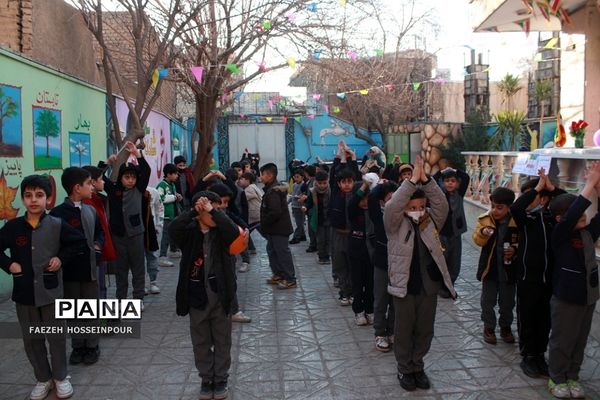 مدرسه نور ایمان در دستان مدیریت انجمن اولیا