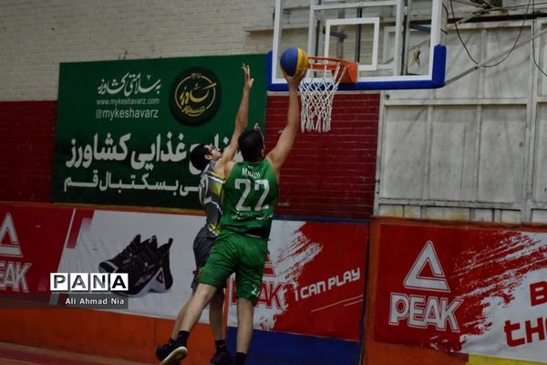 قهرمانی تیم چاپ و نشر نورانی در مسابقات بسکتبال سه نفره جام فجر قم