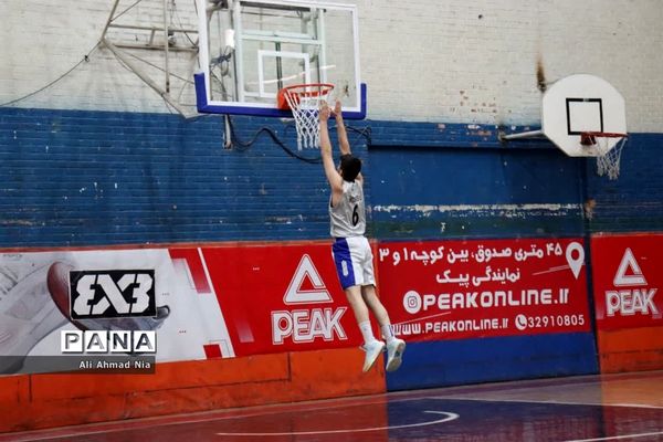 قهرمانی تیم چاپ و نشر نورانی در مسابقات بسکتبال سه نفره جام فجر قم