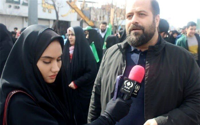 جوانان با حضور پُرشور خود در راهپیمایی نشان دادند همیشه در صحنه هستند