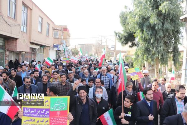 راهپیمایی 22 بهمن در شهر قنوات قم