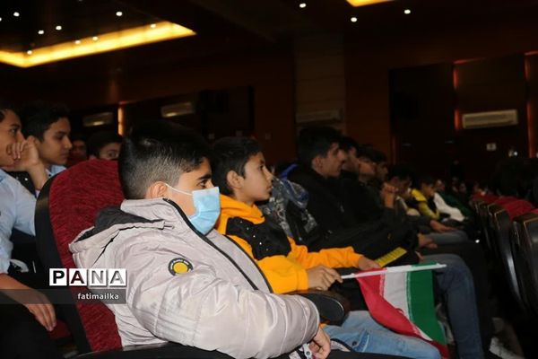 برگزاری همایش رأی اولی‌ها در شهرستان فیروزکوه