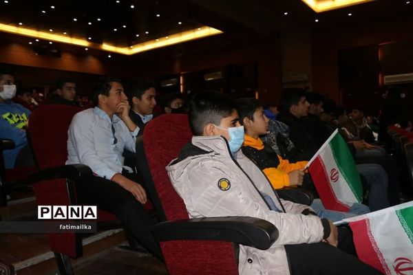 برگزاری همایش رأی اولی‌ها در شهرستان فیروزکوه