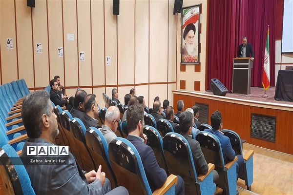 جلسه هماهنگی سفر یک‌روزه استاندار و مدیران کل به نور