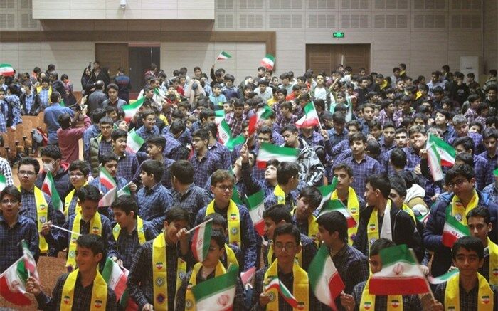 همایش یاوران انقلاب در زنجان برگزار شد/ فیلم