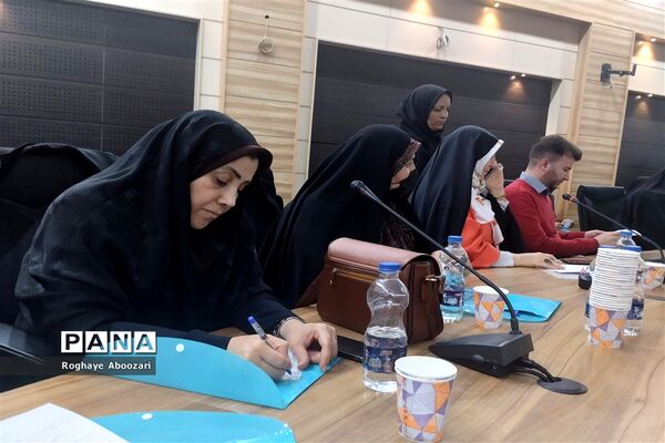 همایش دبیران فیزیک شهرستان‌های استان تهران در فرهنگسرای بعثت