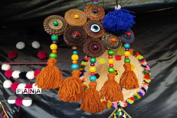 تدریس نشانه «‌چ» با برپایی سیاه چادر عشایر