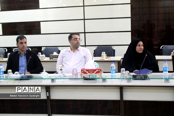 جلسه ستاد بزرگداشت هفته تربیت آموزش و پرورش استان بوشهر