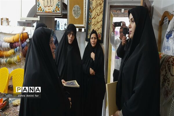 ما پشتیبان مشاغل بانوان شهرستان نور هستیم