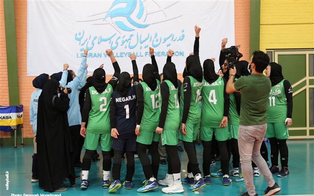 74والیبالیست دختر کشور در اردوی انتخابی تیم ملی به خط شدند