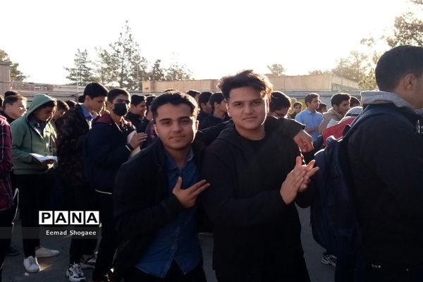 جشن اعیاد شعبانیه در دبیرستان نمونه آیت الله خامنه‌ای کاشمر