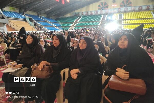 همایش تجلیل از نوگولان سرآمد استان اصفهان