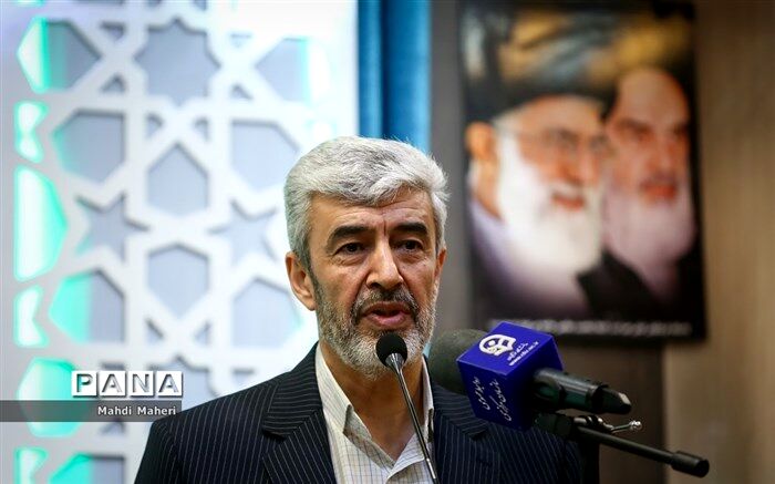 تاکید مقام معظم رهبری بر دانشگاه فرهنگیان‌ مسئله‌ای مهم و معنادار است