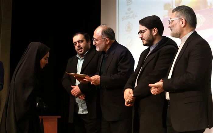 تقدیر از خبرنگار پانا در دومین دوره جشنواره رسانه‌ای زائران کریمه(س)
