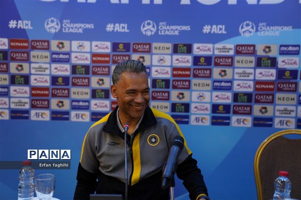 کنفرانس خبری پیش از بازی سپاهان و الهلال